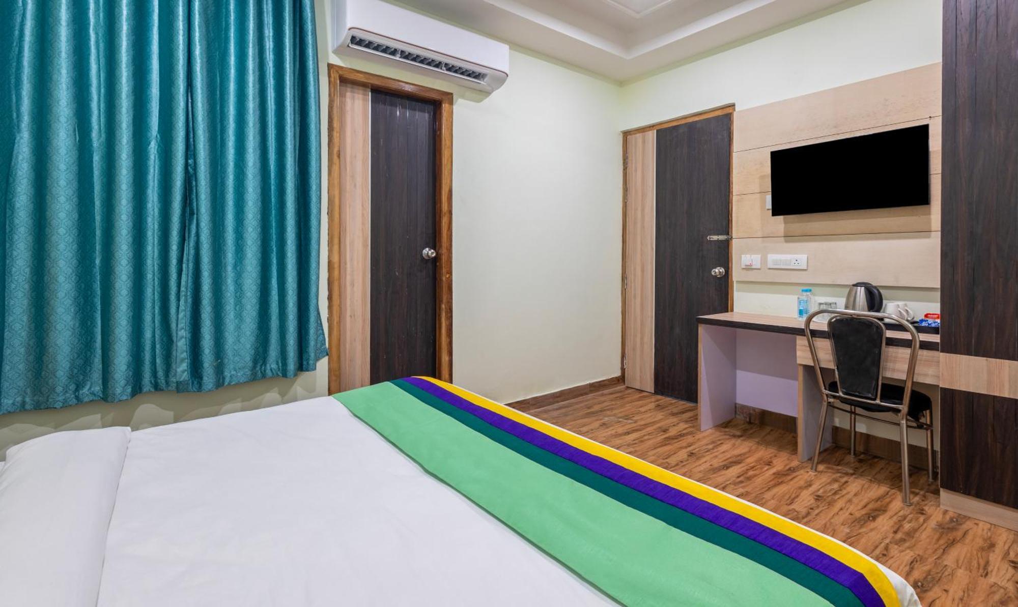Treebo Shakuntalam, Near Lucknow Airport Exterior foto